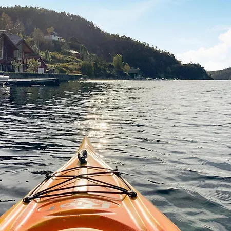 Casa vacanze 3 Bedroom Lovely In Hebnes