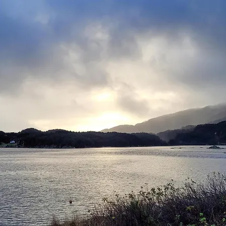 Casa vacanze 3 Bedroom Lovely In Hebnes